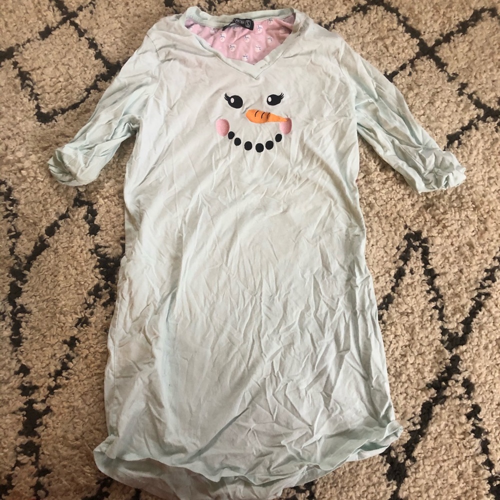 Caramel Cantina Snowman Sleeping Shirt SMALL